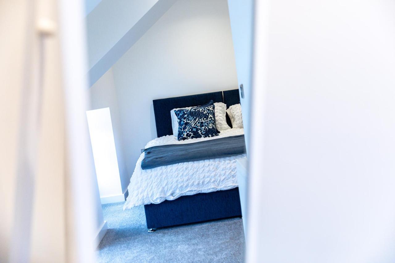Stylish & Contemporary 2-Bed Townhouse - Parking - Wi-Fi - Netflix Apartment Worksop Exterior photo