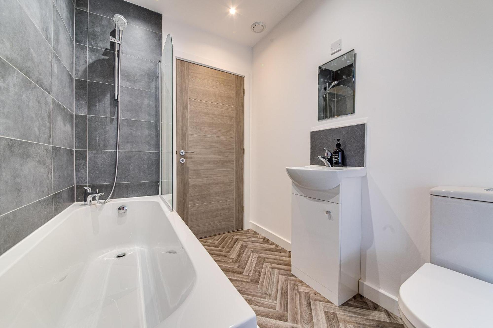Stylish & Contemporary 2-Bed Townhouse - Parking - Wi-Fi - Netflix Apartment Worksop Room photo